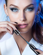 Load image into Gallery viewer, Magnific Mascara With Ajustable Brush For Extra Volume and Length