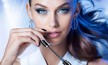 Load image into Gallery viewer, Magnific Mascara With Ajustable Brush For Extra Volume and Length